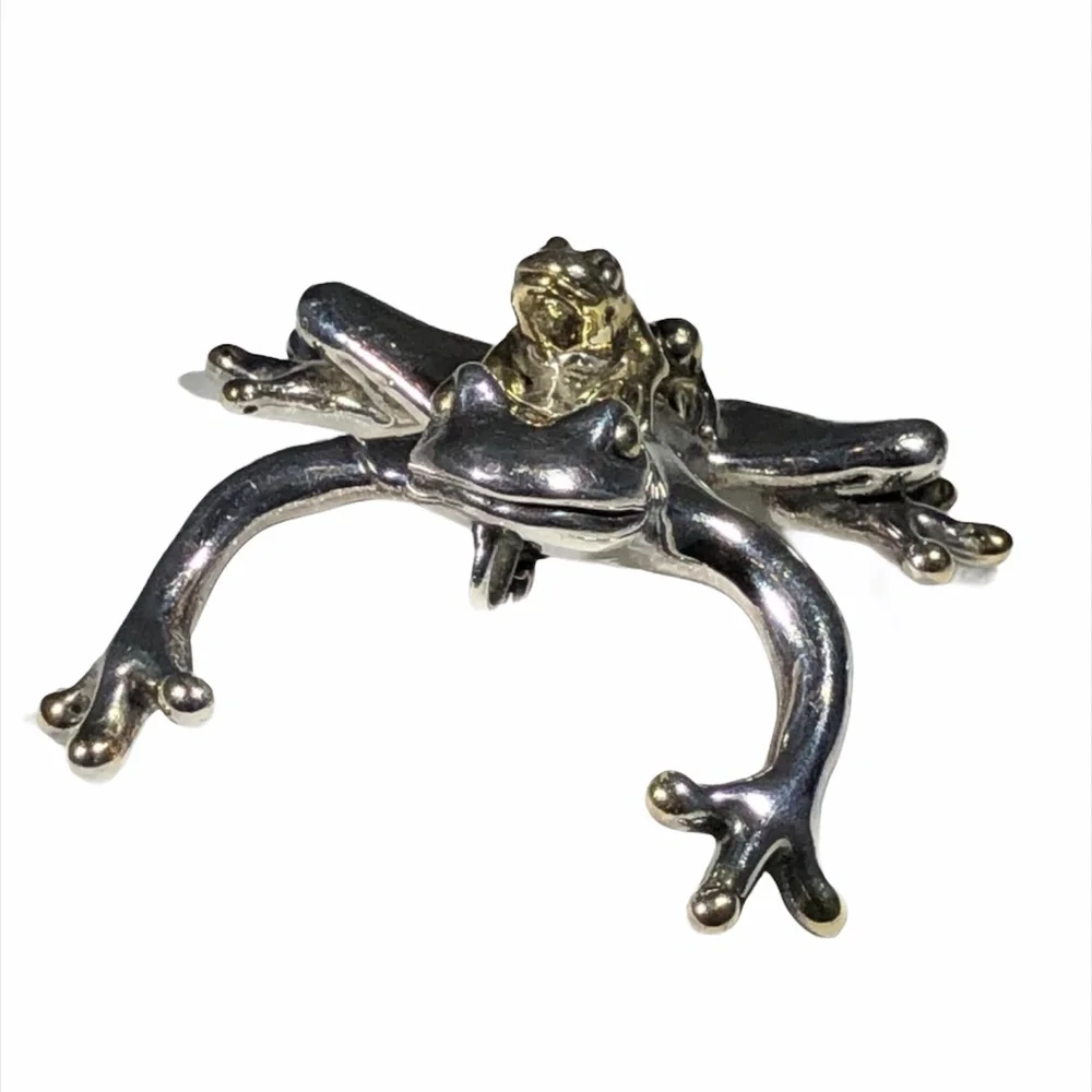 VINTAGE STERLING SILVER LEAP FROG BROOCH SMALL & BIG FROG
